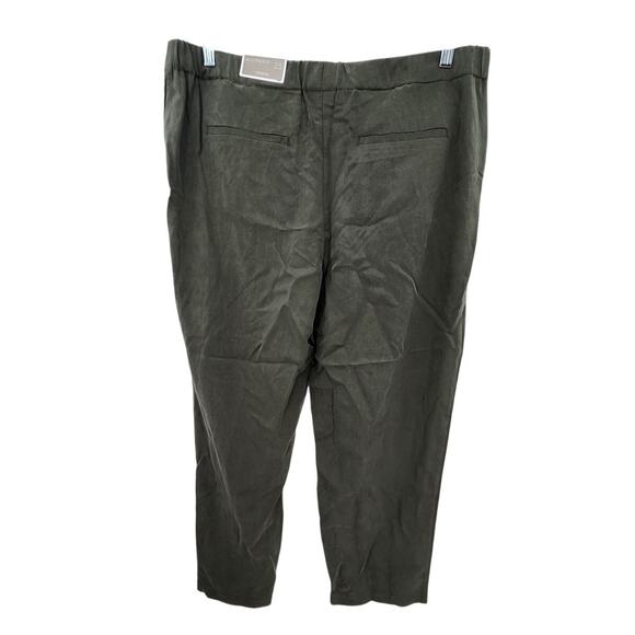 New NWT Chico's Soft Tencel Skimmer Pant In Evergreen Size 2.5 The Ultimate Fit - Picture 5 of 13